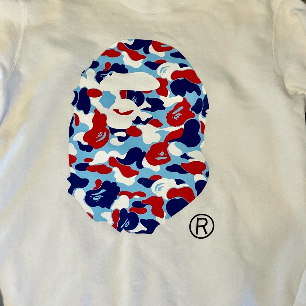 A BATHING APE PARIS FRANCE STORE OPENING CAMO HEAD SWEATSHIRT SIZE M L/E BAPE - Picture 2 of 8